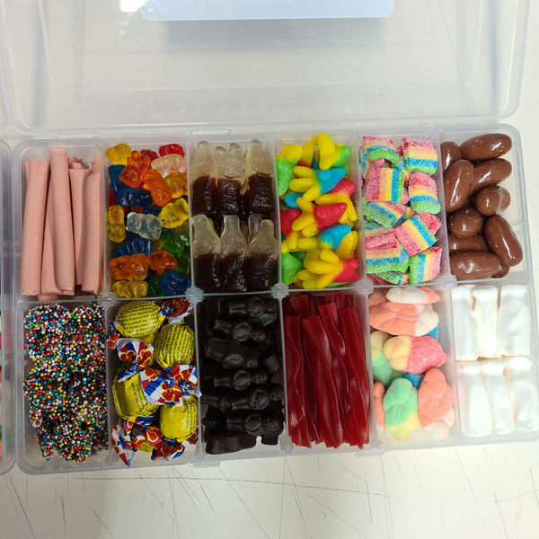 The Sweets Lab Australia - Our famous snackle boxes are now